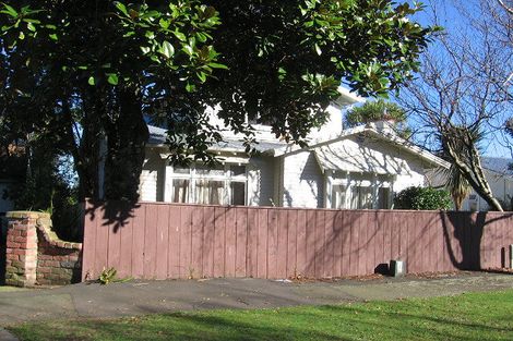Photo of property in 66 Rangitane Street, Palmerston North, 4414