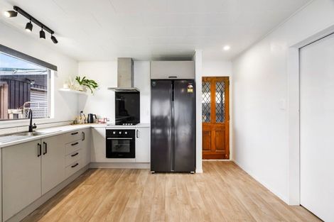 Photo of property in 186 Flaxmere Avenue, Flaxmere, Hastings, 4120