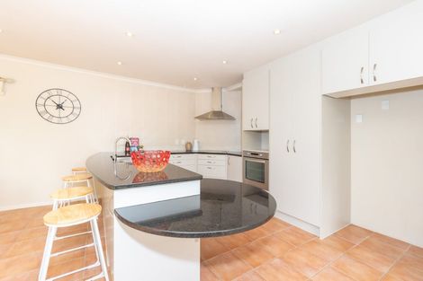 Photo of property in 40 Monte Cassino Place, Birkdale, Auckland, 0626