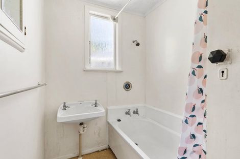 Photo of property in 479 Ohiro Road, Brooklyn, Wellington, 6021