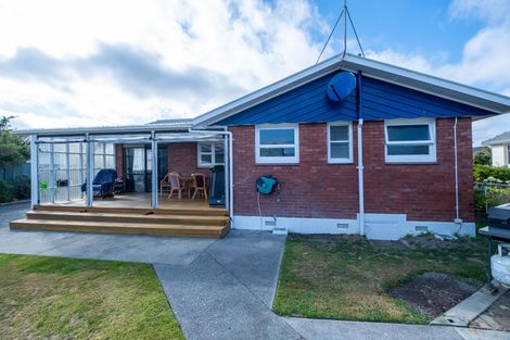 Photo of property in 24 Rhodes Street, Waimate, 7924