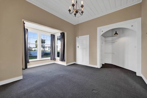 Photo of property in 120 Manawapou Road, Hawera, 4610