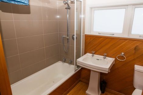 Photo of property in 4 Omar Street, Khandallah, Wellington, 6035