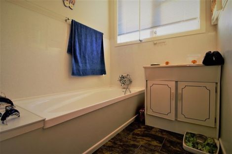 Photo of property in 300 Ensor Street, Thames, 3500