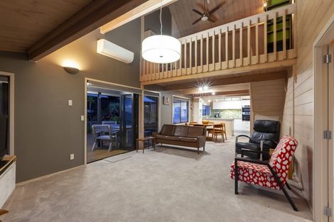 Photo of property in 5 Kohutuhutu Road, Raumati Beach, Paraparaumu, 5032