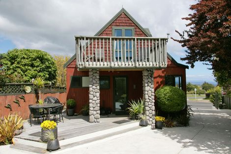 Photo of property in 162 Te Heuheu Street, Taupo, 3330