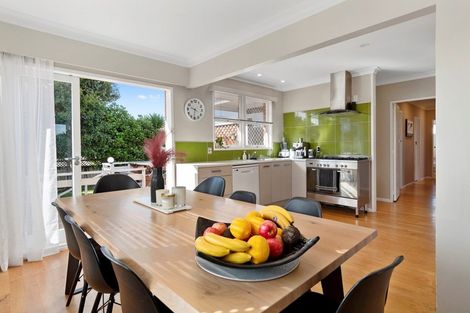 Photo of property in 9a Lilac Place, Otumoetai, Tauranga, 3110