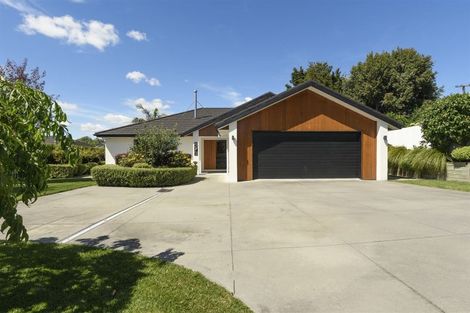 Photo of property in 94 Moffat Road, Bethlehem, Tauranga, 3110