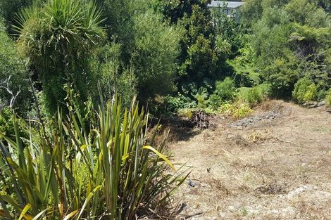 Photo of property in 54a Awaroa Road, Sunnyvale, Auckland, 0612