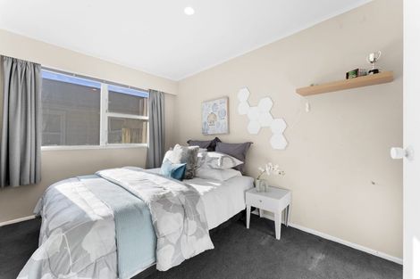 Photo of property in 9 The Anchorage, Sunnyhills, Auckland, 2010