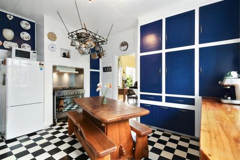 Photo of property in 129 Waimea Road, Nelson South, Nelson, 7010