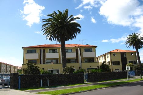 Photo of property in 7/595 Laurie Southwick Parade, Gulf Harbour, Whangaparaoa, 0930