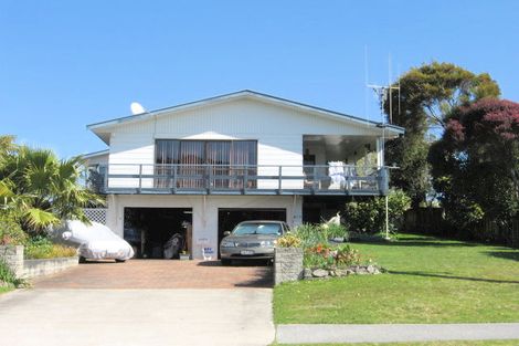 Photo of property in 11 Percy Road, Papamoa Beach, Papamoa, 3118