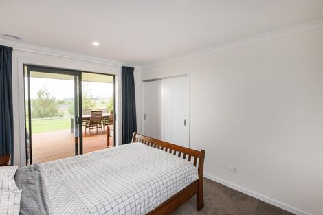Photo of property in 117 Kingsdale Park Drive, Aokautere, Palmerston North, 4471