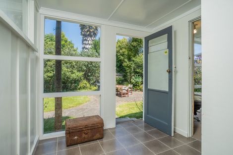 Photo of property in 1/237 Hepburn Road, Glendene, Auckland, 0602