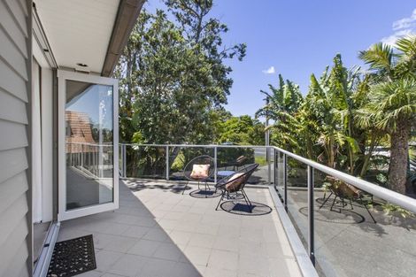 Photo of property in 358 Upper Harbour Drive, Greenhithe, Auckland, 0632