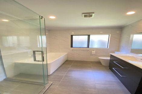 Photo of property in 27 Langana Avenue, Browns Bay, Auckland, 0630