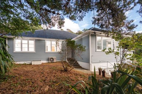 Photo of property in 51 Middleton Road, Johnsonville, Wellington, 6037