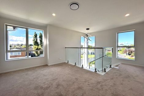 Photo of property in 5 Wynn Place, Howick, Auckland, 2014