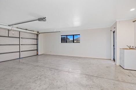 Photo of property in 11 Kihi Place, Ruakaka, 0116