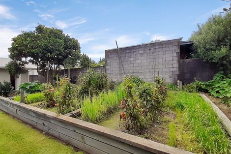 Photo of property in 27 Browning Crescent, Owhata, Rotorua, 3010