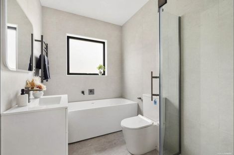 Photo of property in 27 Oopunga Road, Pukekohe, 2120