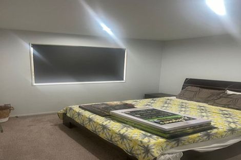 Photo of property in 79 Parkhaven Drive, Rosehill, Papakura, 2113