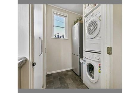 Photo of property in 66a Don Buck Road, Massey, Auckland, 0614