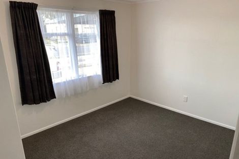 Photo of property in 12 Mosston Road, Castlecliff, Whanganui, 4501