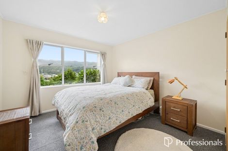 Photo of property in 7a Lincoln Grove, Wainuiomata, Lower Hutt, 5014