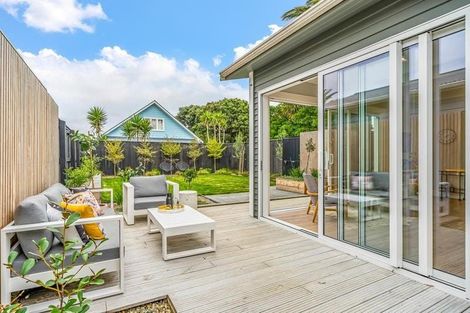 Photo of property in 18 Bolton Street, Petone, Lower Hutt, 5012