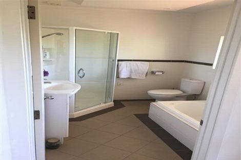 Photo of property in 177 Lonely Track Road, Albany Heights, Auckland, 0632