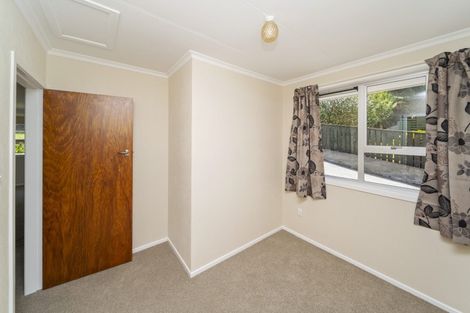 Photo of property in 36 Cumberland Street, Merrilands, New Plymouth, 4312