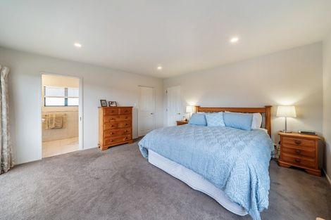 Photo of property in 59 Hautana Street, Woburn, Lower Hutt, 5010