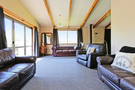 Photo of property in 17 Busby Hill, Havelock North, 4130