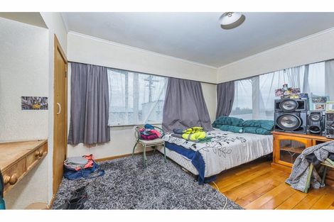 Photo of property in 1/88 Mcannalley Street, Manurewa East, Auckland, 2102