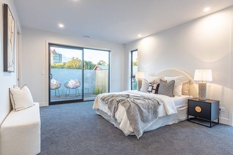 Photo of property in 32 Memorial Drive, Hokowhitu, Palmerston North, 4410