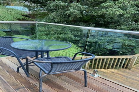 Photo of property in 33 Reynolds Place, Torbay, Auckland, 0630