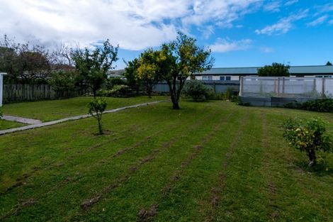 Photo of property in 35 De Lautour Road, Inner Kaiti, Gisborne, 4010