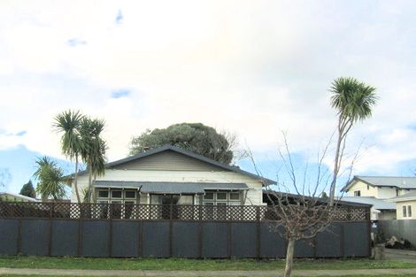 Photo of property in 621 Avenue Road West, Saint Leonards, Hastings, 4120