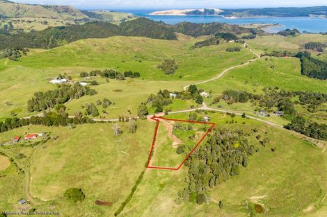 Photo of property in 183 Koutu Loop Road, Whirinaki, 0473