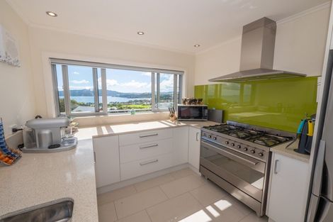 Photo of property in 5 Nancy Wake Place, Cable Bay, 0420