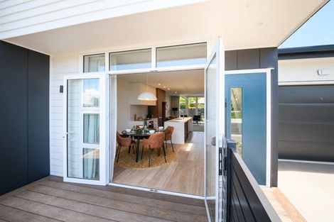 Photo of property in 8 Tuapapa Lane, Roslyn, Palmerston North, 4414