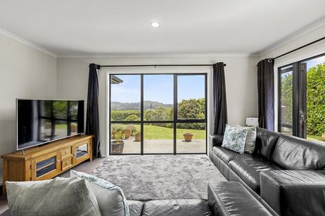 Photo of property in 24 Ships Cove, Whitby, Porirua, 5024