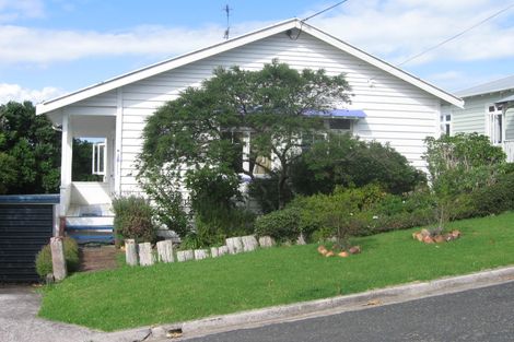 Photo of property in 10 Bulwer Street, Devonport, Auckland, 0624