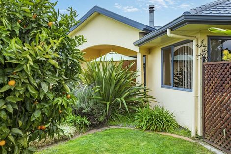 Photo of property in 3 Newbury Place, Taradale, Napier, 4112