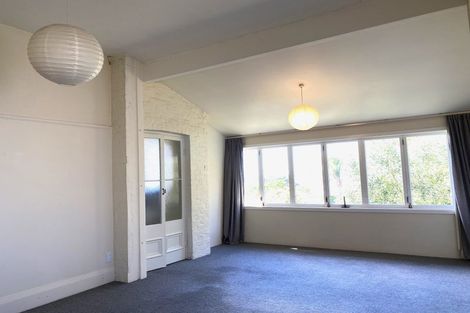 Photo of property in 70-72 Vauxhall Road, Devonport, Auckland, 0624