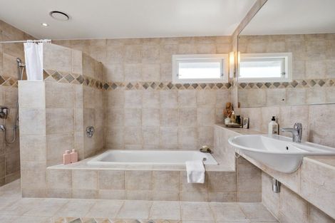 Photo of property in 10 Glanville Terrace, Parnell, Auckland, 1052