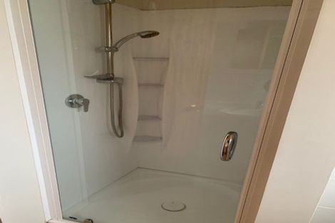 Photo of property in 17 Resolution Place, Bryndwr, Christchurch, 8053