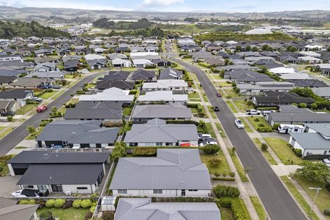 Photo of property in 72 Penetaka Heights, Pyes Pa, Tauranga, 3112